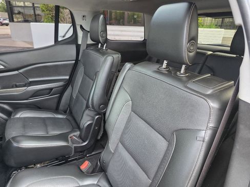 Used 2019 GMC Acadia SLT FWD image 39
