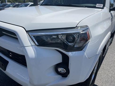 Used 2024 Toyota 4Runner SR5 Premium AWD/4WD image 6