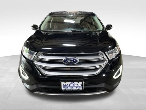 Used 2018 Ford Edge Titanium w/ Equipment Group 301A AWD/4WD image 10