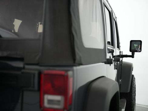 Used 2018 Jeep Wrangler Unlimited Sport AWD/4WD image 52