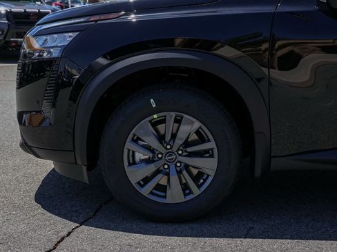New 2026 Nissan Pathfinder SV FWD image 11