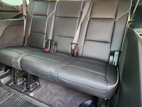 Used 2024 Cadillac Escalade Premium Luxury w/ LPO, Floor Liner Package AWD/4WD image 31