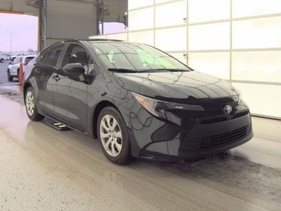 Used 2025 Toyota Corolla LE