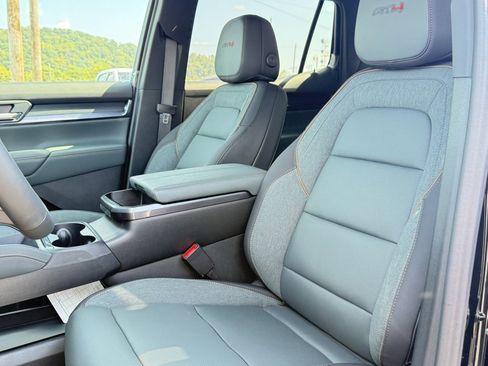 New 2026 GMC Terrain AT4 w/ Convenience Package III image 23