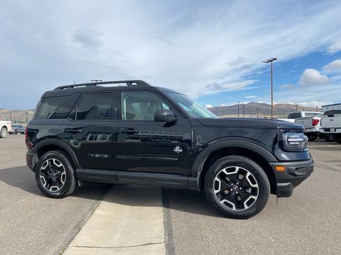 Used 2023 Ford Bronco Sport Outer Banks w/ Tech Package image 18