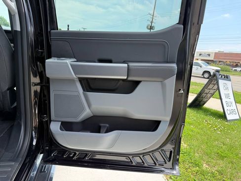Used 2025 Ford F150 XLT w/ Equipment Group 302A MID AWD/4WD image 18