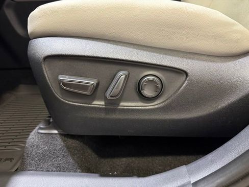 New 2026 Toyota Grand Highlander AWD Hybrid image 16