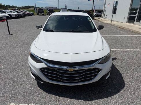 Used 2023 Chevrolet Malibu LS FWD image 3