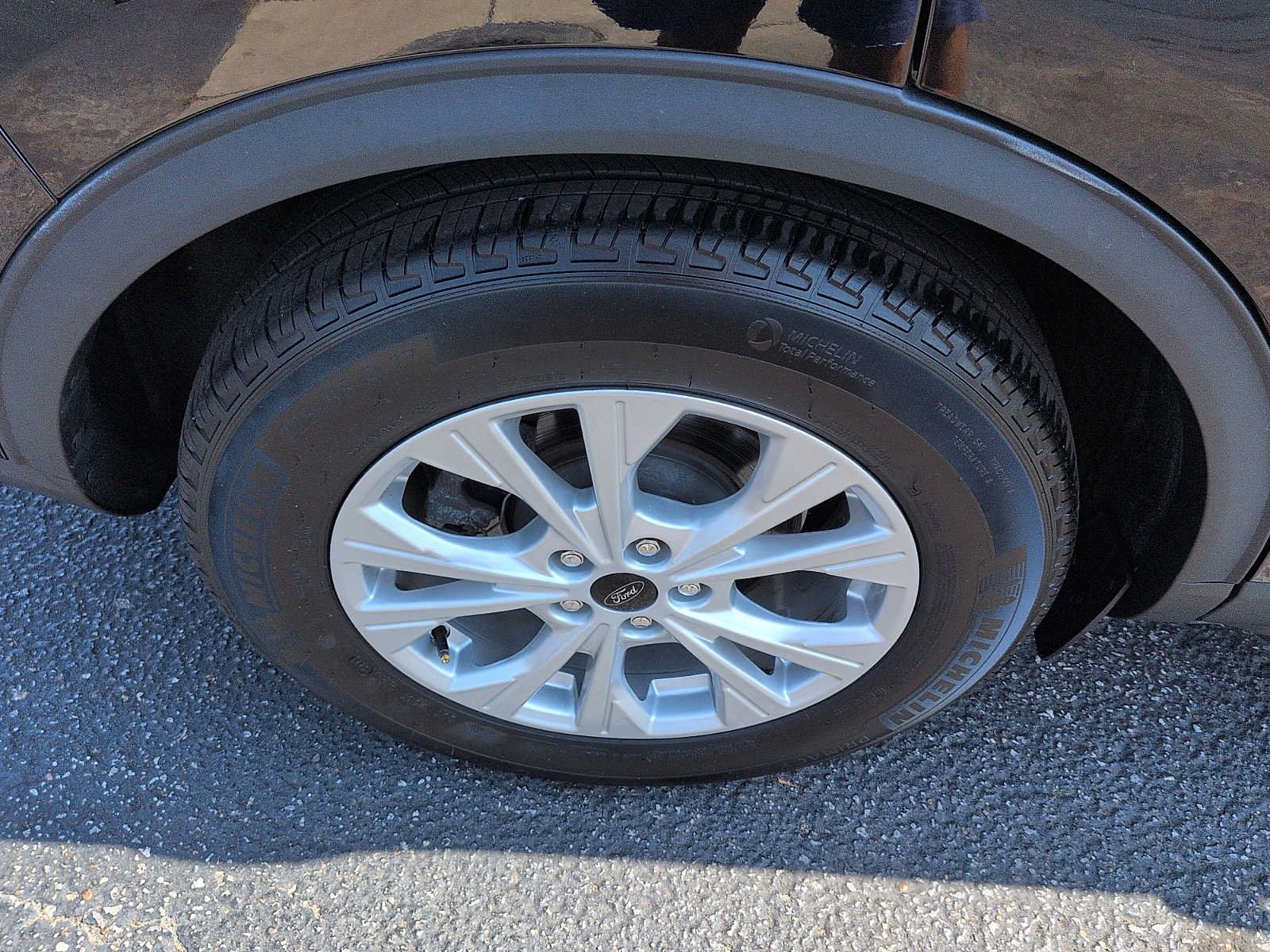 Certified 2025 Ford Escape Active FWD image 9