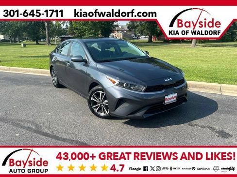 Certified 2023 Kia Forte LXS FWD image 1