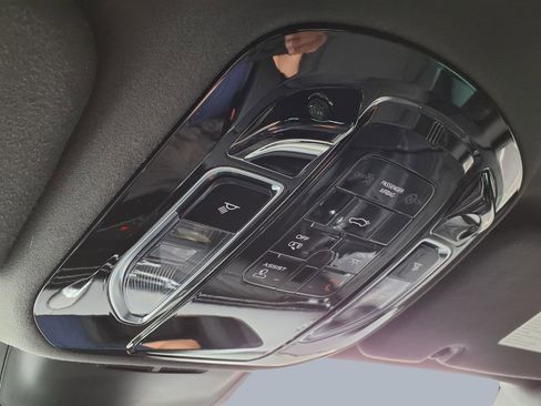 New 2026 Maserati Grecale Modena image 14