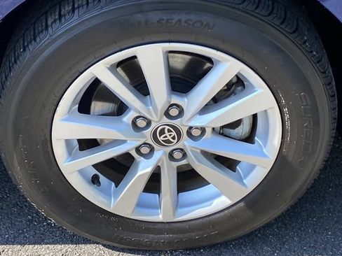Used 2025 Toyota Camry LE FWD image 30