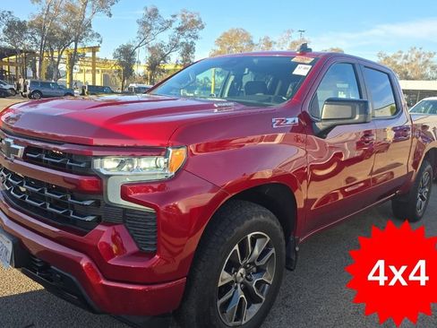 Used 2022 Chevrolet Silverado 1500 RST w/ Convenience Package II AWD/4WD image 2