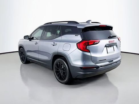 Used 2021 GMC Terrain SLT w/ Elevation Edition image 10