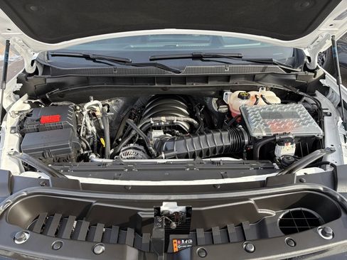 Used 2025 Chevrolet Tahoe RST w/ RST Performance Edition image 10