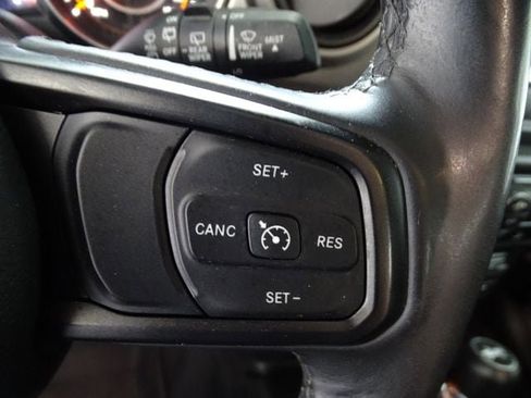 Used 2019 Jeep Wrangler Unlimited Sport S image 7