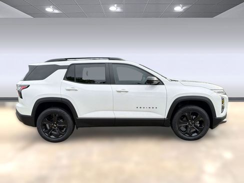 New 2026 Chevrolet Equinox LT w/ Midnight Edition FWD image 8