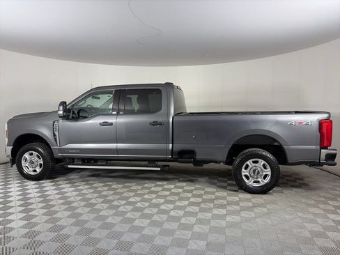 Certified 2025 Ford F250 XLT AWD/4WD image 4