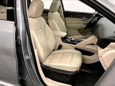 Used 2023 Buick Envision Avenir image 8