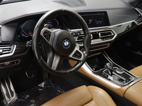 Used 2021 BMW X5 xDrive40i w/ M Sport Package AWD/4WD image 6