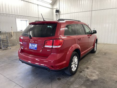 Used 2014 Dodge Journey SXT w/ Comfort/Convenience Group AWD/4WD image 5
