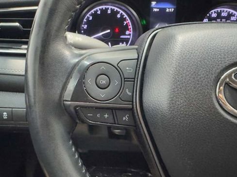 Used 2022 Toyota Camry SE w/ Convenience Package FWD image 27