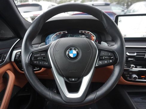 Used 2023 BMW 540i xDrive w/ Premium Package image 53