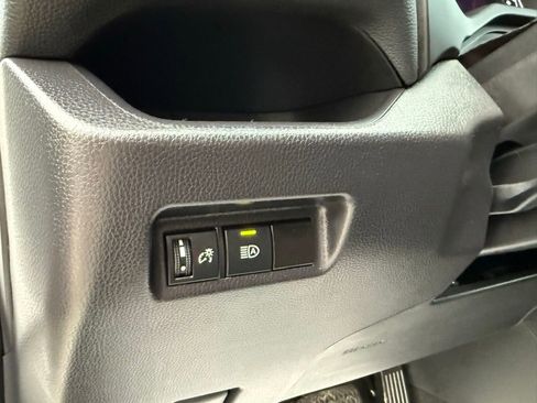 Used 2024 Toyota RAV4 LE image 15