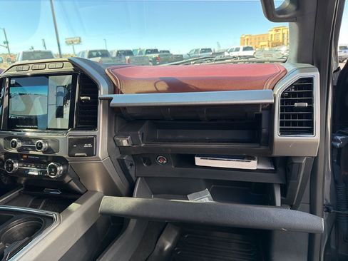 Used 2022 Ford F350 Platinum image 49