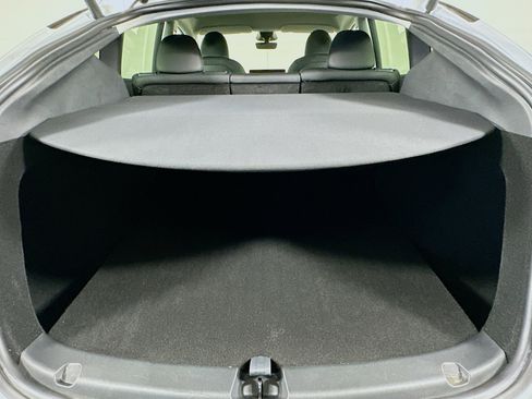 Used 2023 Tesla Model Y Long Range image 26