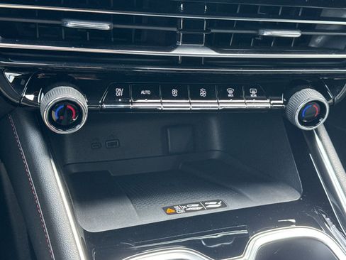 New 2026 Chevrolet Traverse Z71 w/ Enhanced Driving Package image 26