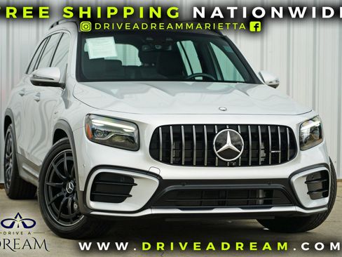 Used 2024 Mercedes-Benz GLB 35 AMG 4MATIC image 2