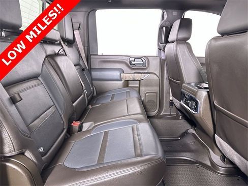 Used 2022 GMC Sierra 2500 Denali w/ Denali Ultimate Package image 28
