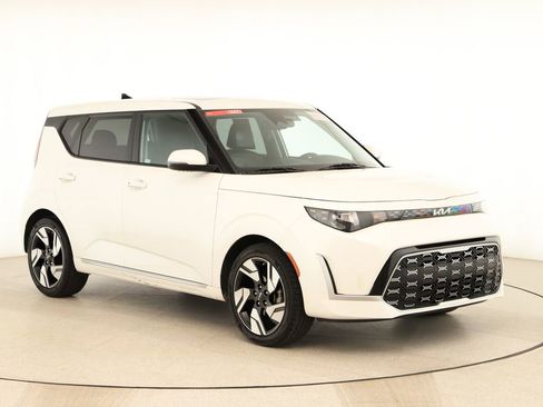 Used 2023 Kia Soul GT-Line image 37