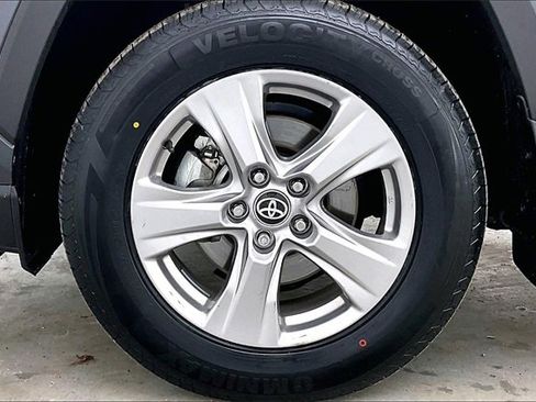 Used 2023 Toyota RAV4 XLE image 10