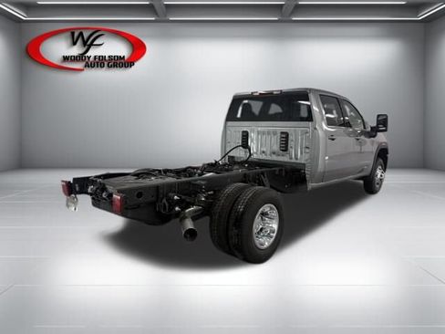 New 2026 GMC Sierra 3500 SLE w/ SLE Convenience Package AWD/4WD image 4