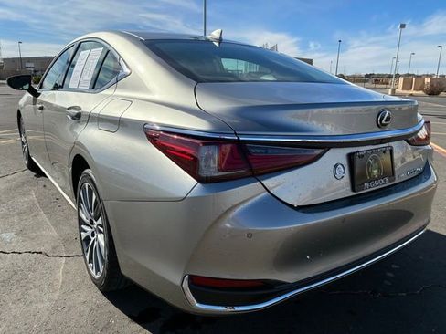 Used 2021 Lexus ES 250 250 w/ Premium Package image 4