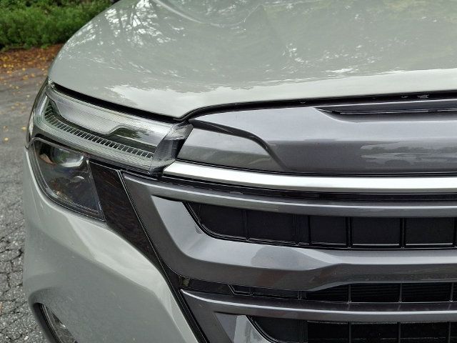 Used 2025 Subaru Forester Limited AWD/4WD image 12