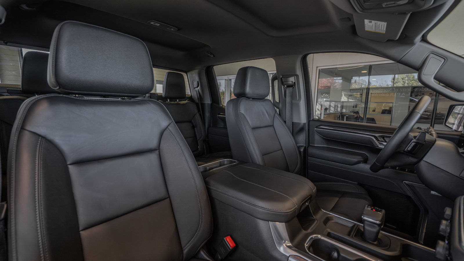 Used 2026 Chevrolet Silverado 1500 LT Trail Boss w/ LT Trail Boss Premium Package AWD/4WD image 33