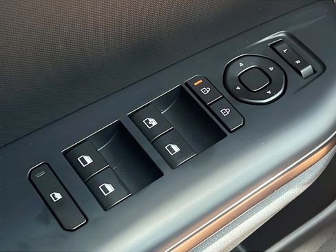 New 2026 Kia K4 FWD image 16