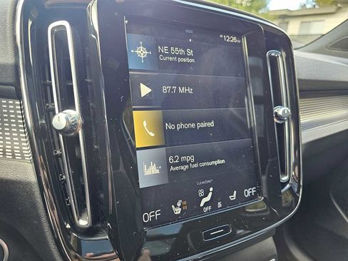 Used 2020 Volvo XC40 T5 R-Design w/ Protection Package image 30