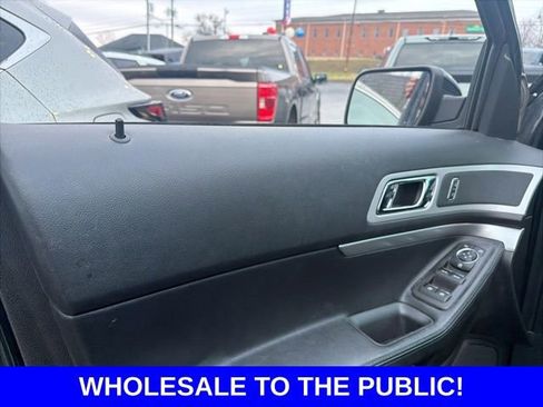 Used 2014 Ford Explorer XLT w/ Equipment Group 202A image 10