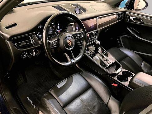 Used 2023 Porsche Macan AWD/4WD image 12