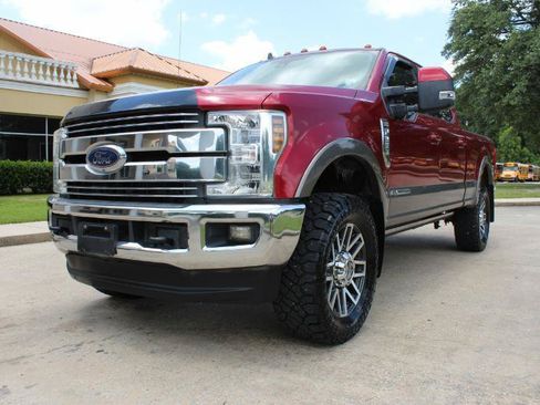 Used 2019 Ford F250 Lariat w/ Lariat Ultimate Package AWD/4WD image 9