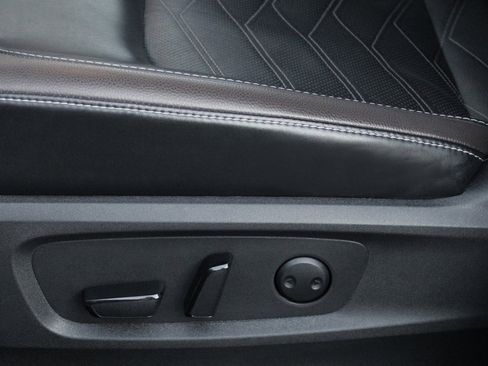 Certified 2023 Nissan Pathfinder Platinum image 24