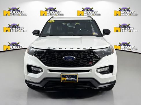 Used 2024 Ford Explorer ST w/ Technology Package AWD/4WD image 2