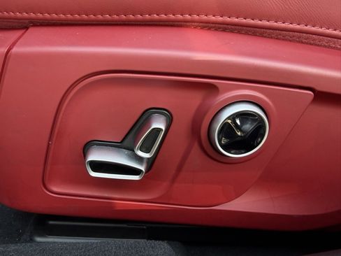 Used 2022 Maserati Ghibli Modena image 21