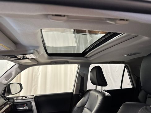 Used 2024 Toyota 4Runner Limited image 22