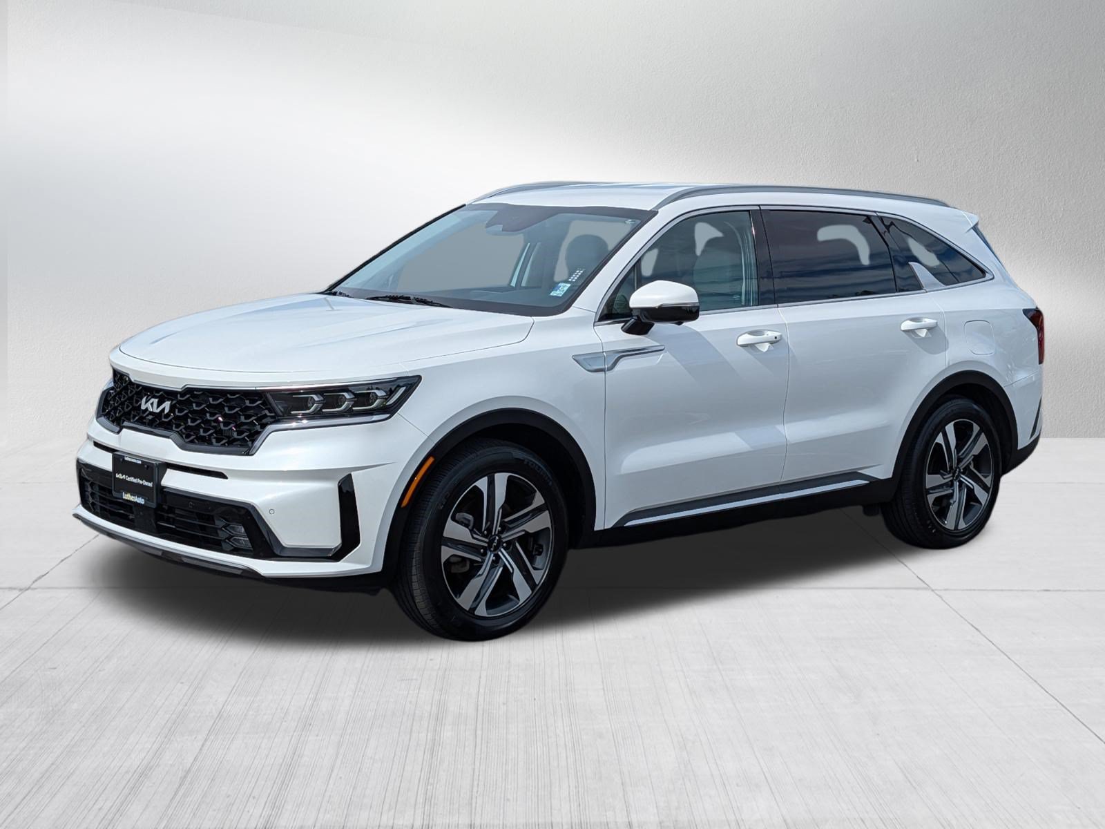 Certified 2023 Kia Sorento SX Prestige AWD/4WD image 3