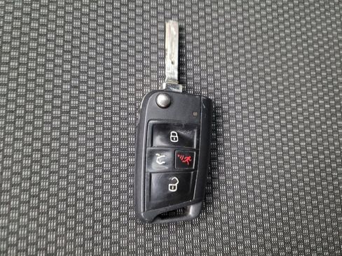 Used 2019 Volkswagen Jetta R-Line image 32